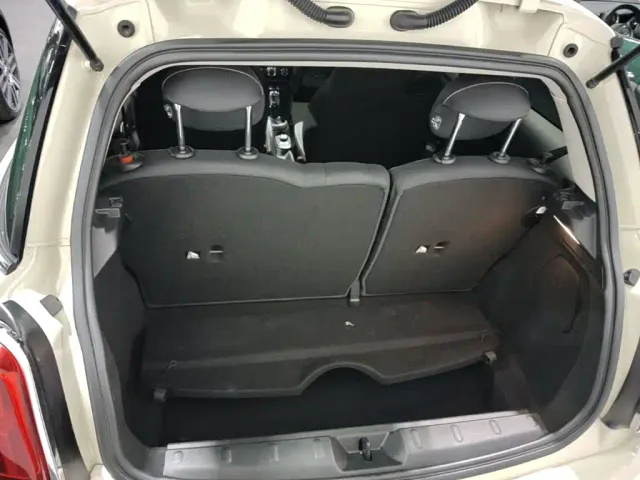 MINI Hatch — Фото автомобиля 14