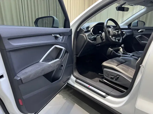 Audi Q3 — Фото автомобиля 9