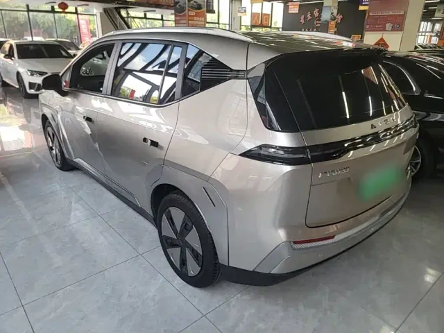 GAC Aion Y — Фото автомобиля 4