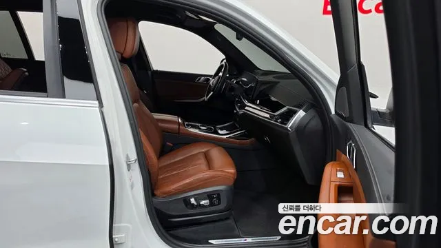 BMW X7 G07 — Фото автомобиля 16