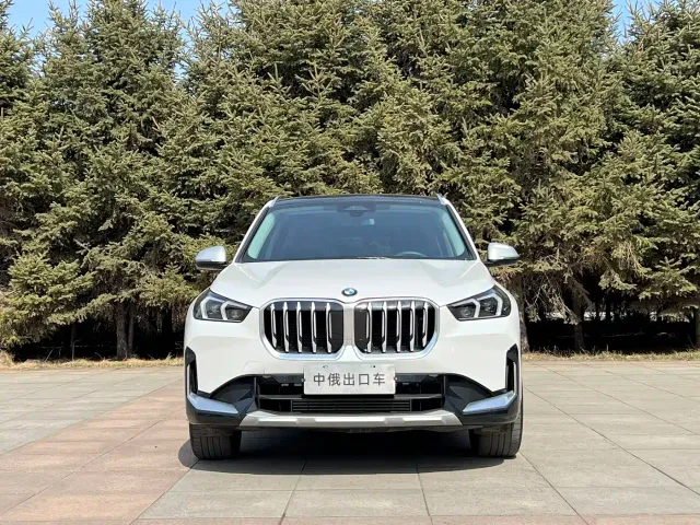 BMW X1 — Фото автомобиля 2