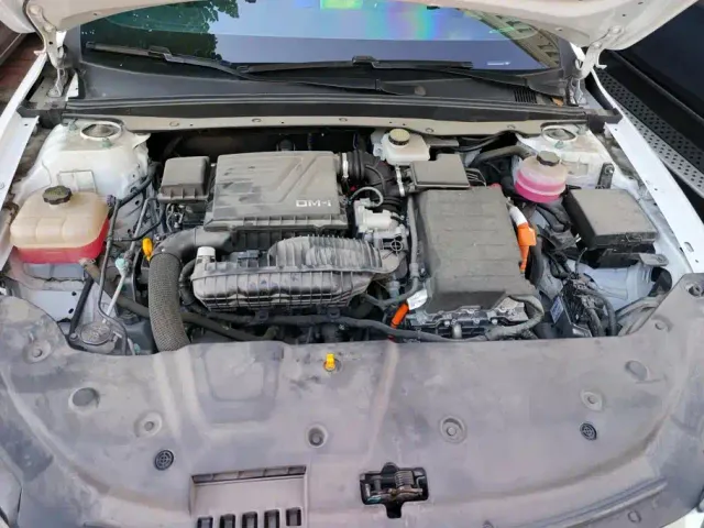 BYD Qin PLUS — Фото автомобиля 10