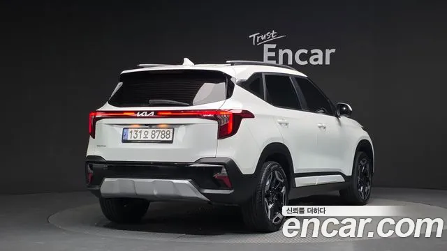 Фотография автомобиля — Kia Seltos