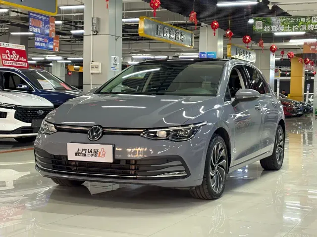 Фотография автомобиля — Volkswagen Golf