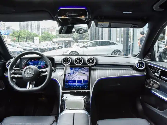 Mercedes-Benz C-Class — Фото автомобиля 15