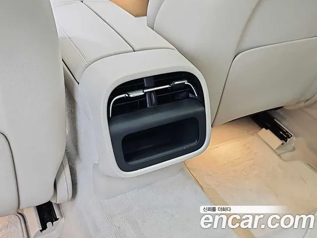 Mercedes-Benz E-Class W214 — Фото автомобиля 14