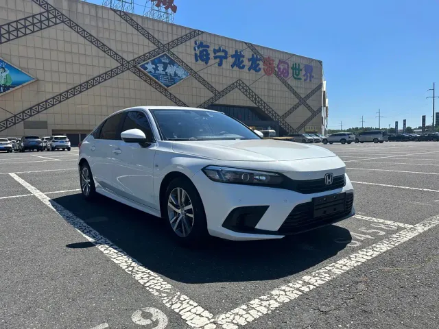 Honda Civic — Фото автомобиля 3