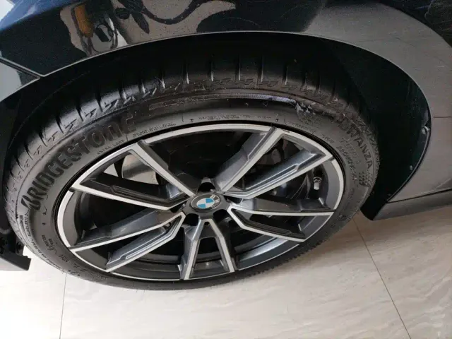BMW 3 Series — Фото автомобиля 24