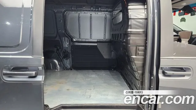 Hyundai Staria — Фото автомобиля 17