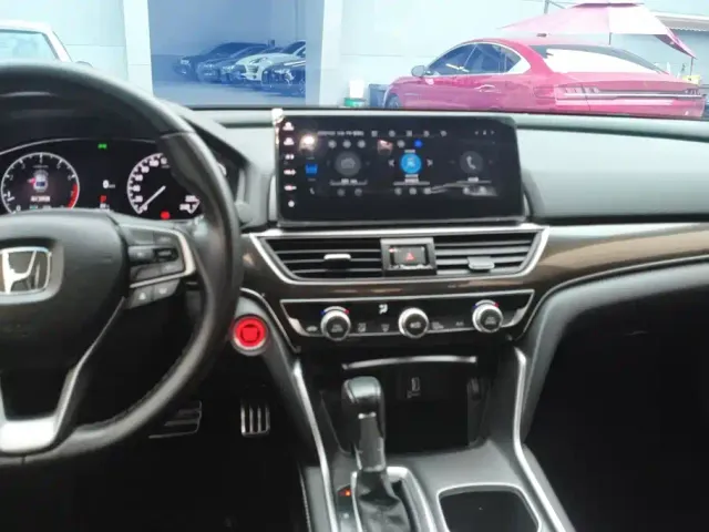 Honda Accord — Фото автомобиля 13