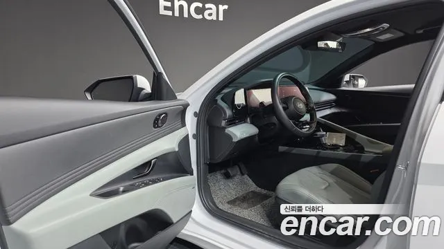 Hyundai AVANTE Новый Avante (CN7) — Фото автомобиля 10