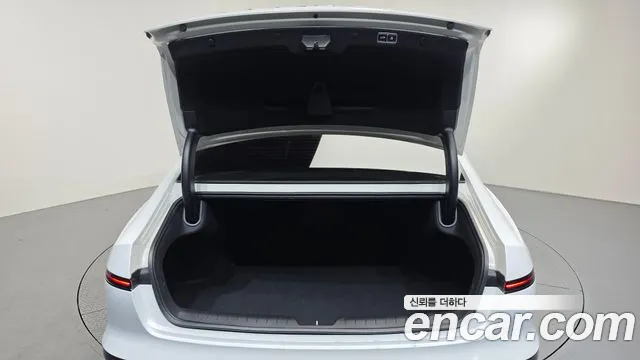 Hyundai Grandeur GN7 — Фото автомобиля 26
