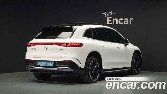 Mercedes-Benz EQS — Фото автомобиля 2
