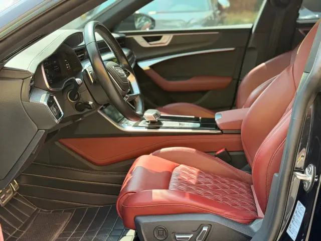 Audi A7L — Фото автомобиля 5