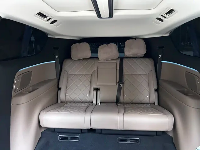 Li Auto MEGA — Фото автомобиля 18