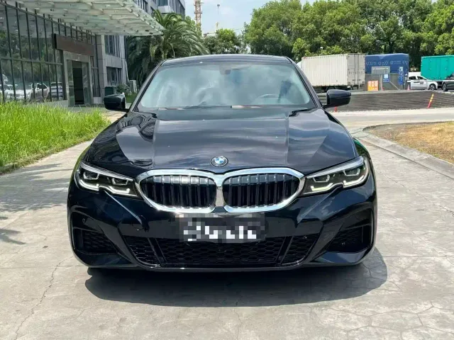 BMW 3 Series — Фото автомобиля 2