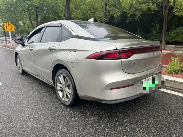 GAC Aion S — Фото автомобиля 12