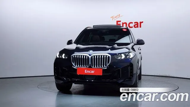 BMW X5 xDrive 40i M Sport — Фото автомобиля 3
