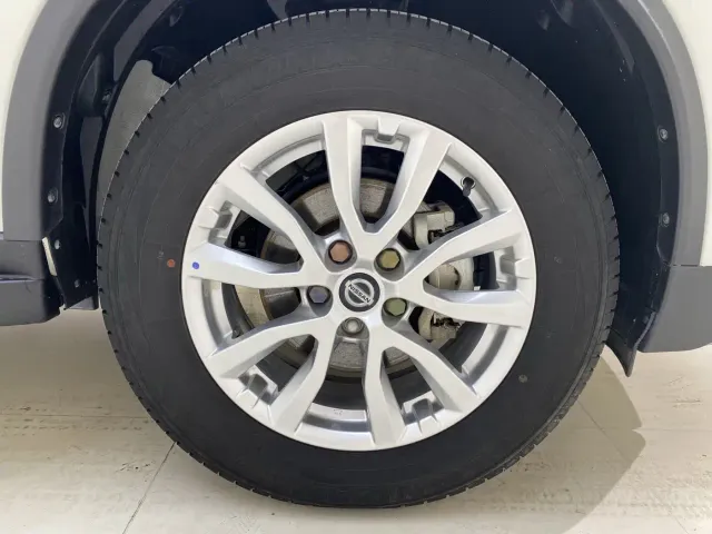 Nissan X-Trail — Фото автомобиля 18