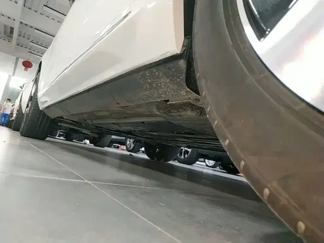 Volvo XC60 — Фото автомобиля 21