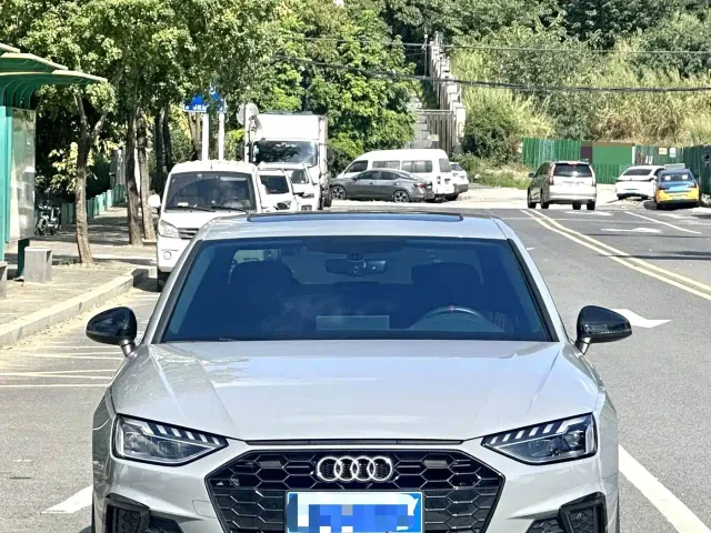 Audi A4L — Фото автомобиля 2