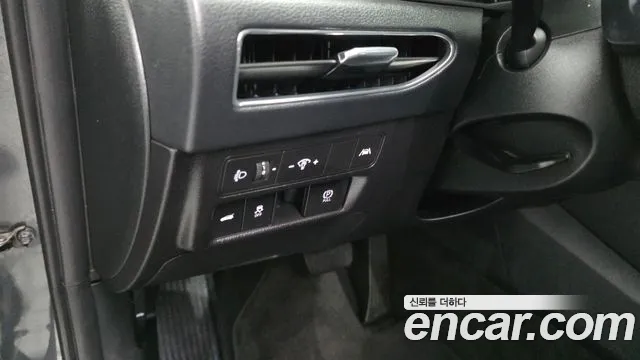 Hyundai Sonata Sonata (DN8) 2.0 LPG(Для проката) — Фото автомобиля 17