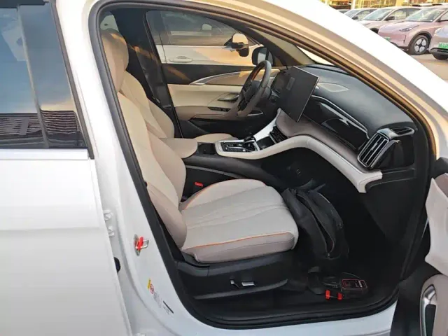 BYD Song Pro — Фото автомобиля 24