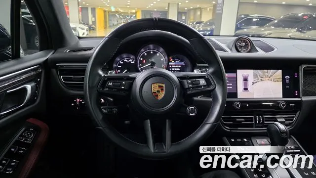 Porsche Macan — Фото автомобиля 14