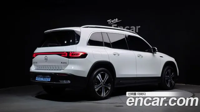 Mercedes-Benz EQB X243 — Фото автомобиля 2
