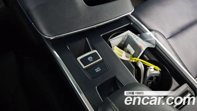 Hyundai Grandeur New — Фото автомобиля 12