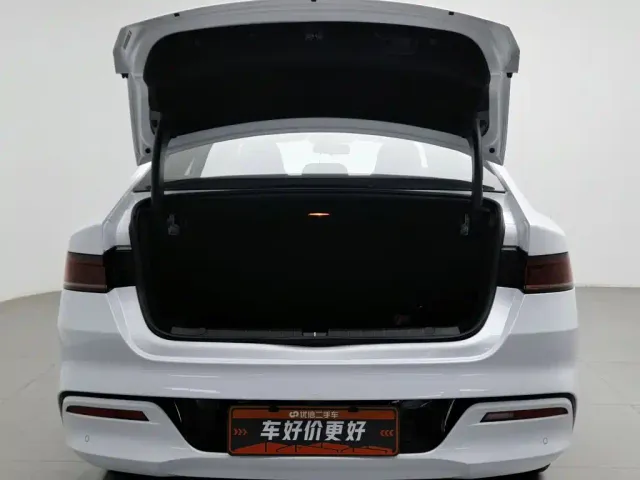 BYD Qin PLUS — Фото автомобиля 16