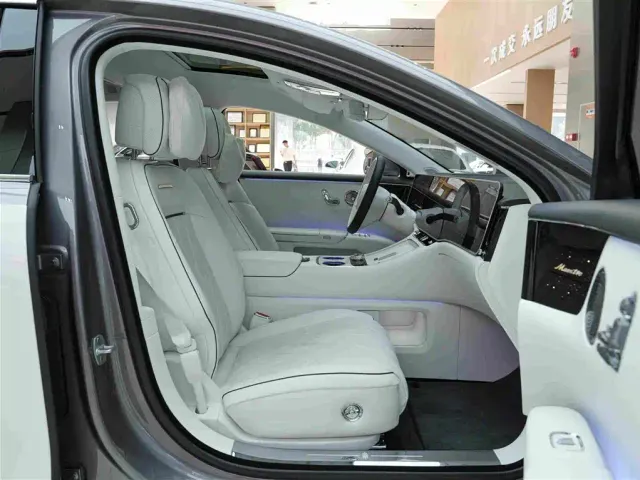 Maextro S800 — Фото автомобиля 13