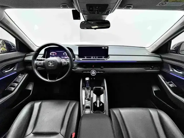 Honda Accord — Фото автомобиля 11