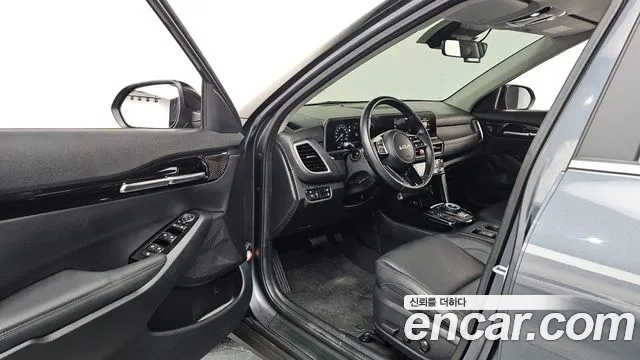 Kia Seltos Бензин 1.6 турбо 2WD — Фото автомобиля 10