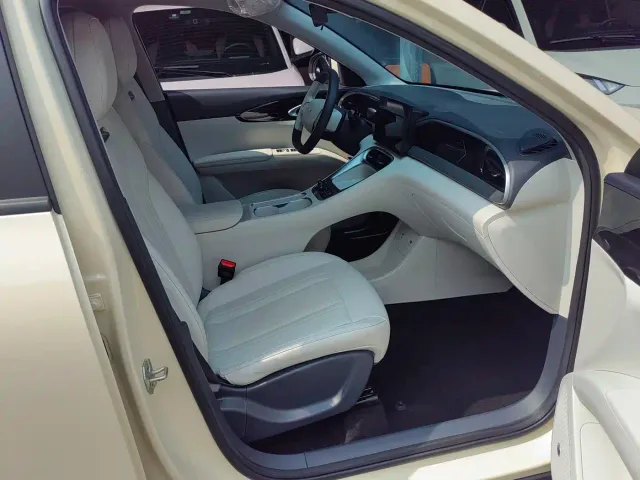 Geely Starry Wish — Фото автомобиля 17