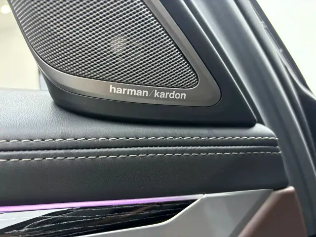 BMW 7 Series — Фото автомобиля 18