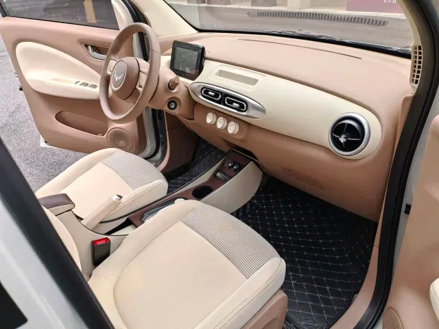 Wuling Hongguang Mini EV — Фото автомобиля 6