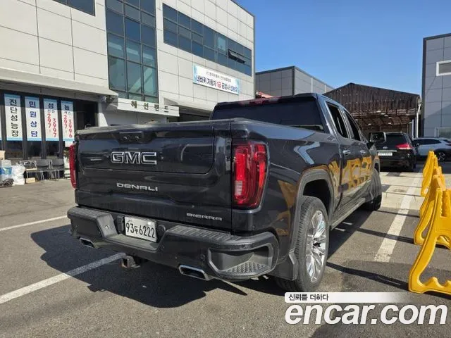 GMC Sierra — Фото автомобиля 14