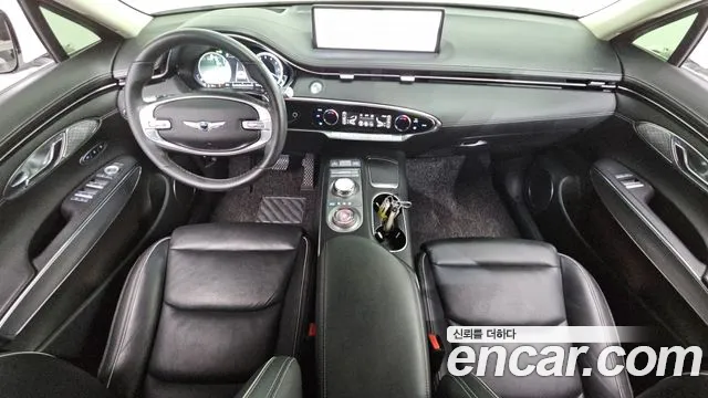 Genesis GV70 2.5T Бензин 2WD — Фото автомобиля 6