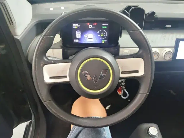 Wuling Hongguang Mini EV — Фото автомобиля 10