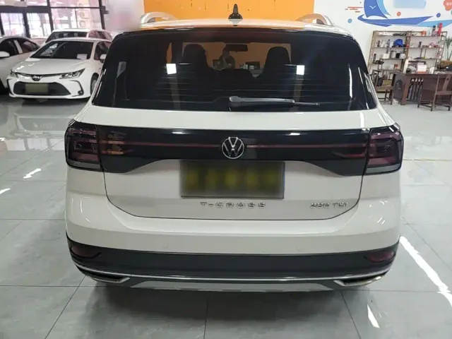 Volkswagen T-Cross — Фото автомобиля 5