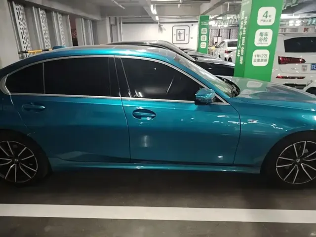 BMW BMW 3 Series 2023 320Li M Sport Package — Фото автомобиля 26