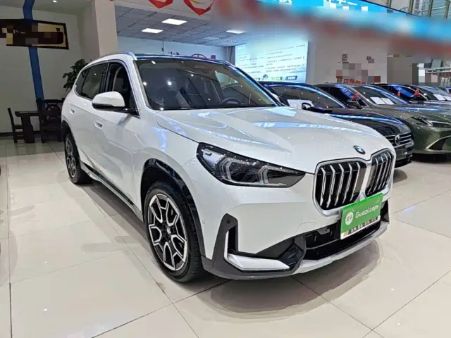 BMW X1 — Фото автомобиля 3