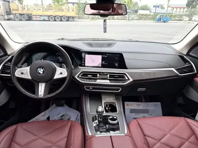 BMW X5 — Фото автомобиля 4