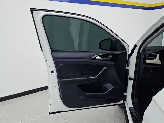 Volkswagen Tharu — Фото автомобиля 7