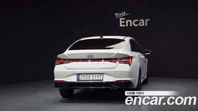Hyundai AVANTE Avante (CN7) — Фото автомобиля 4