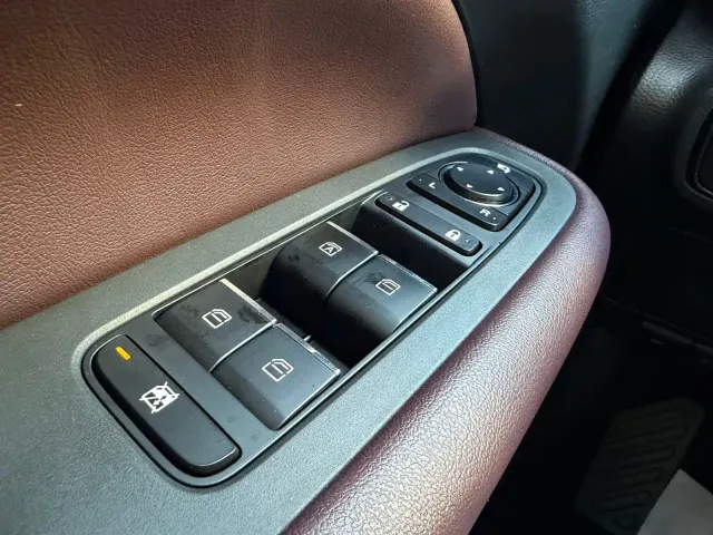 GAC Trumpchi M6 — Фото автомобиля 24