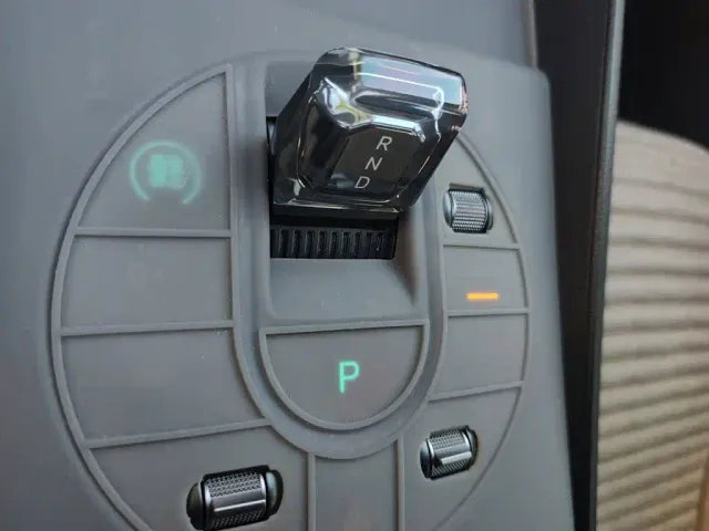 BYD Seal 05 DM-i — Фото автомобиля 10