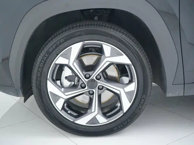 Geely Boyue L — Фото автомобиля 22