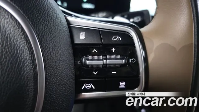 Kia Sorento Бензин 2.5T 2WD — Фото автомобиля 6